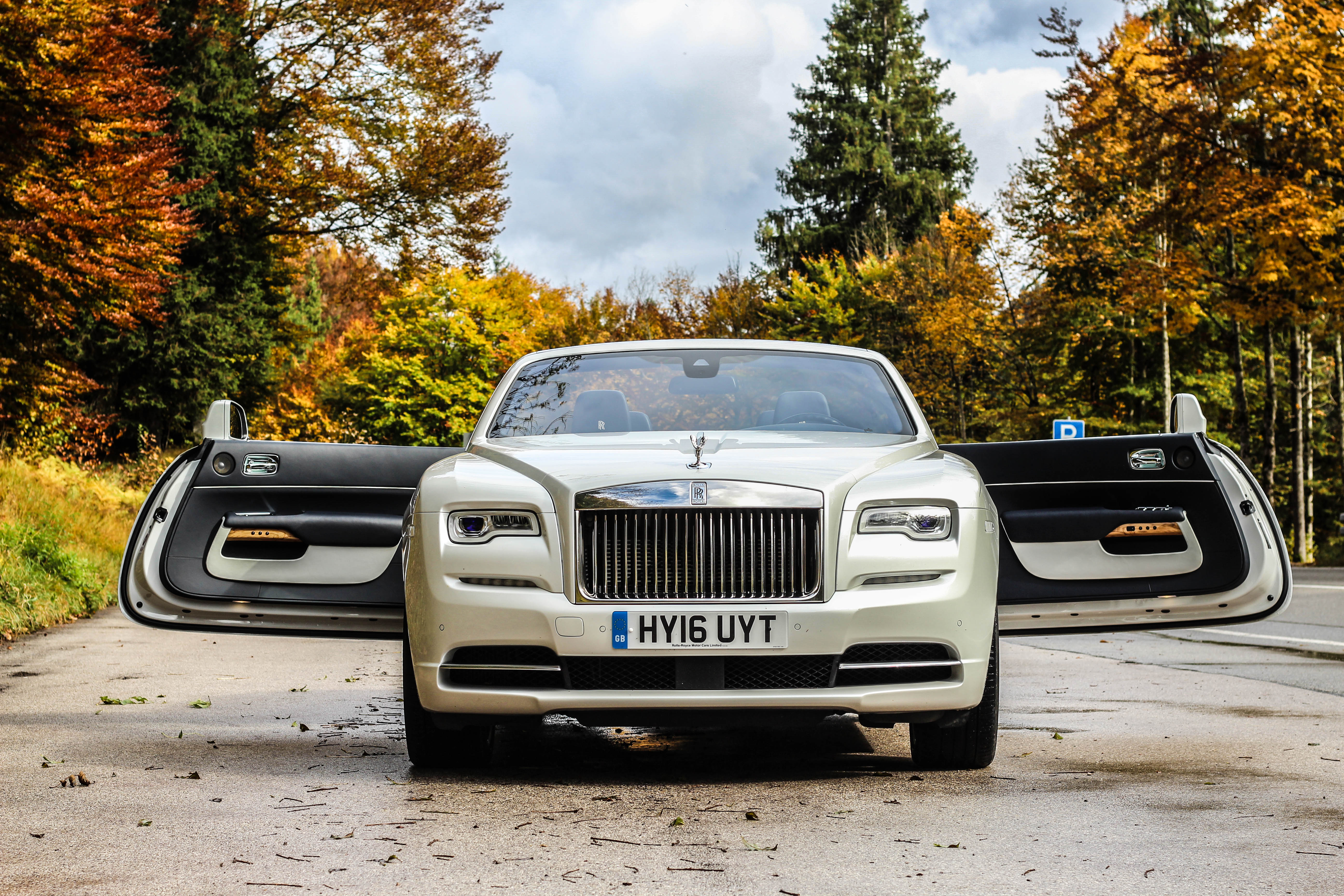 24 часа в роллс ройсе а4. Роллс ройс а4. Rolls-royce phantom (vii). Роллс ройс фантом 2023. 24 часа в роллс ройсе а4.