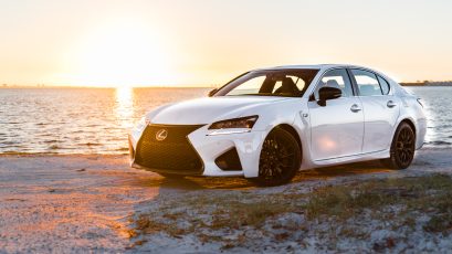 Jag körde upp i en Lexus GS F