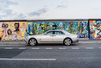 Test: Rolls-Royce Ghost tar sig an Berlin och Amsterdam