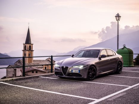 en alfa romeo giulia i norra italien