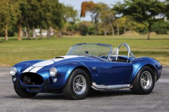 Blå AC Cobra från 1966