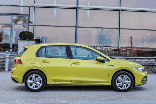Sidan av nya Volkswagen Golf
