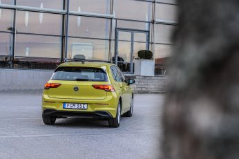 Nya Volkswagen Golf bakifrån