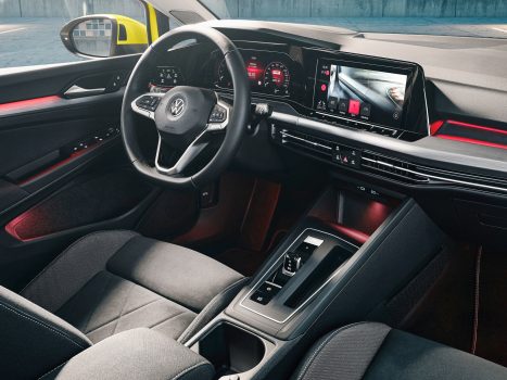 Insidan av den uppdaterade Volkswagen Golf