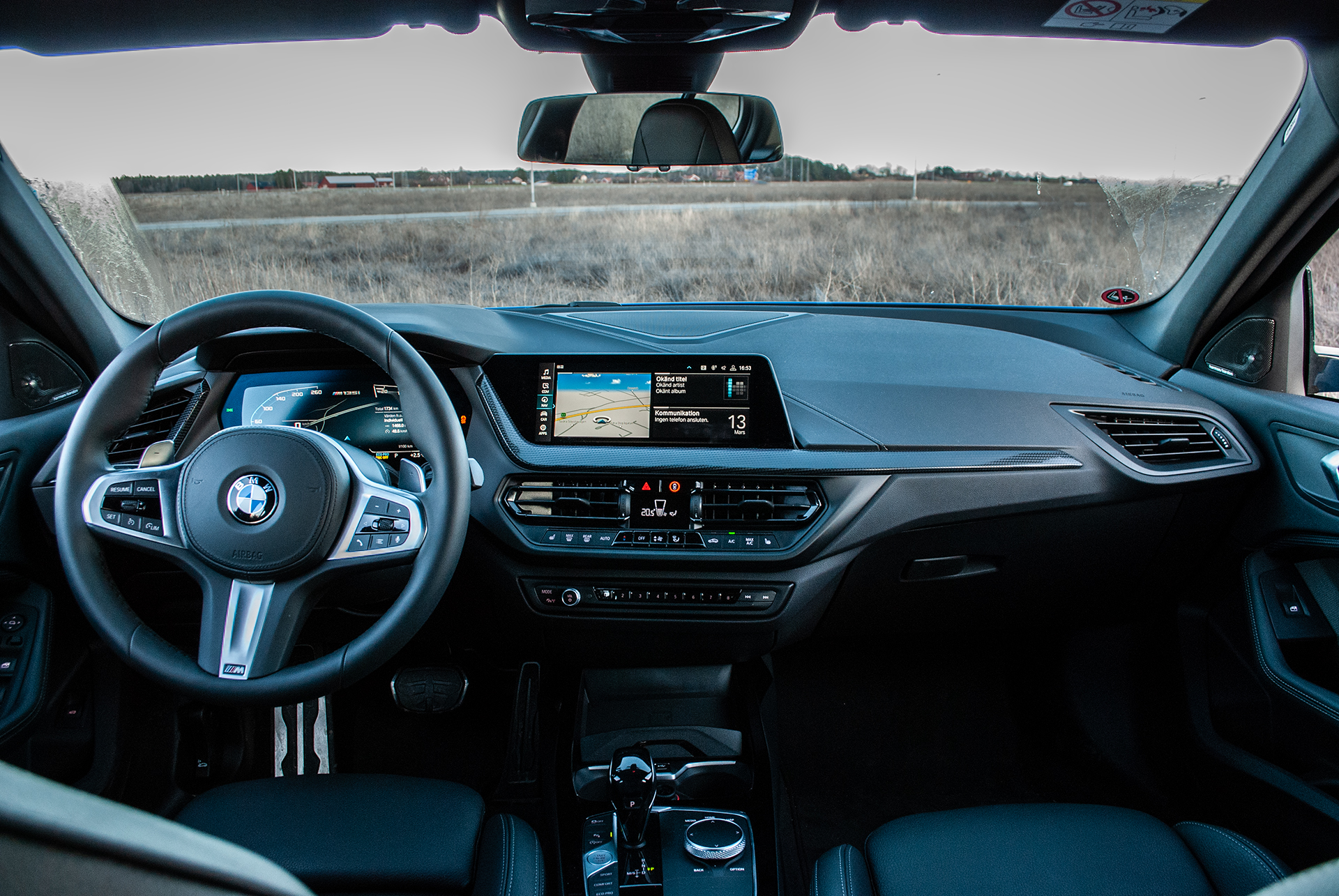 Interiören i nya BMW M135i