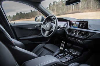 Interiören i nya BMW M135i