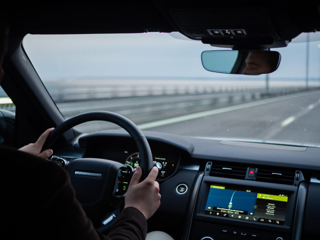 Inuti Discovery när vi korsar Öresundsbron