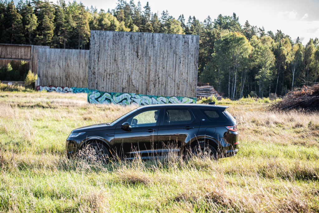 Land Rover Discovery Sport P300e i profil