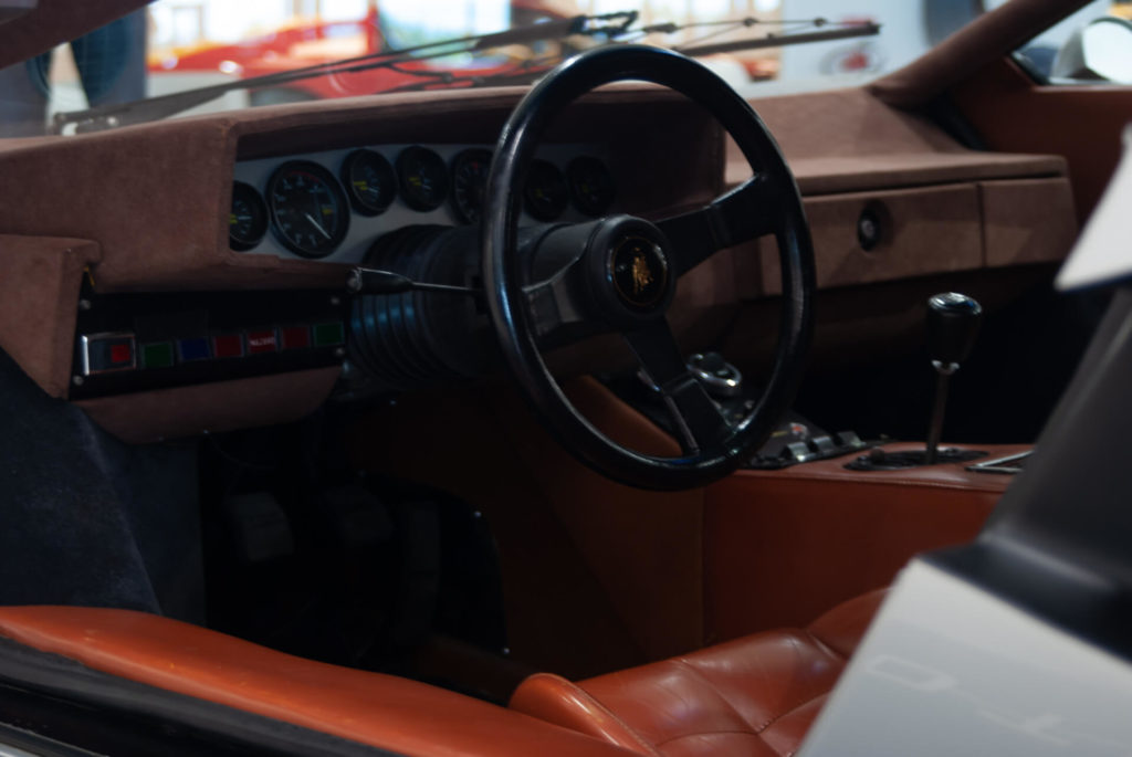 lamborghini countach interior