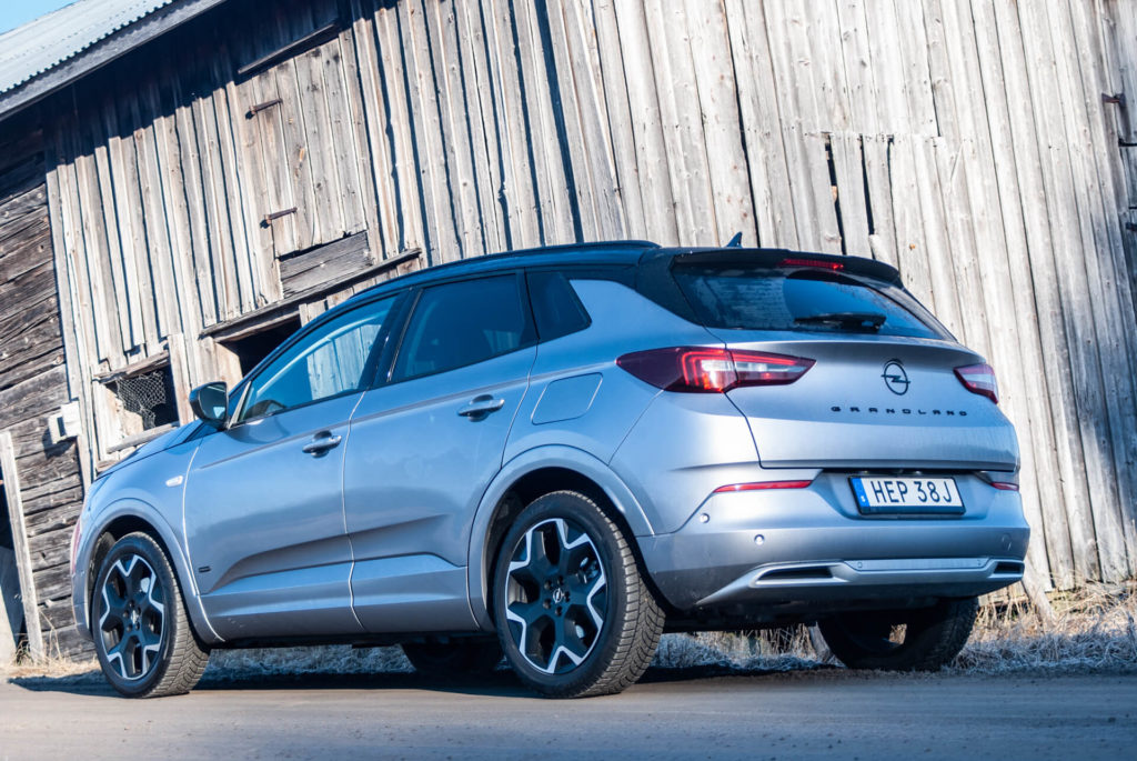 opel grandland phev 300