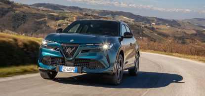 Test: Alfa Romeo Junior Ibrida Q4 provkörd – en tvättäkta Alfa?