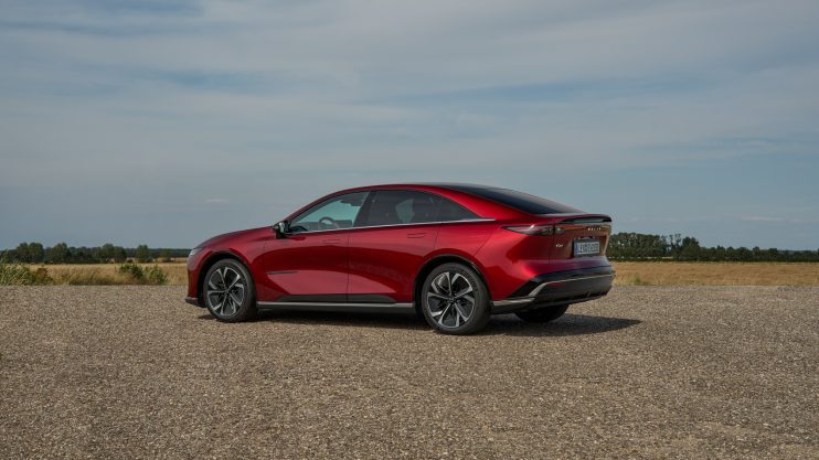 Mazda 6e