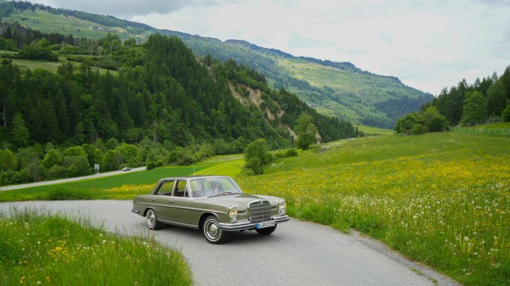 Mercedes-Benz 250 SE