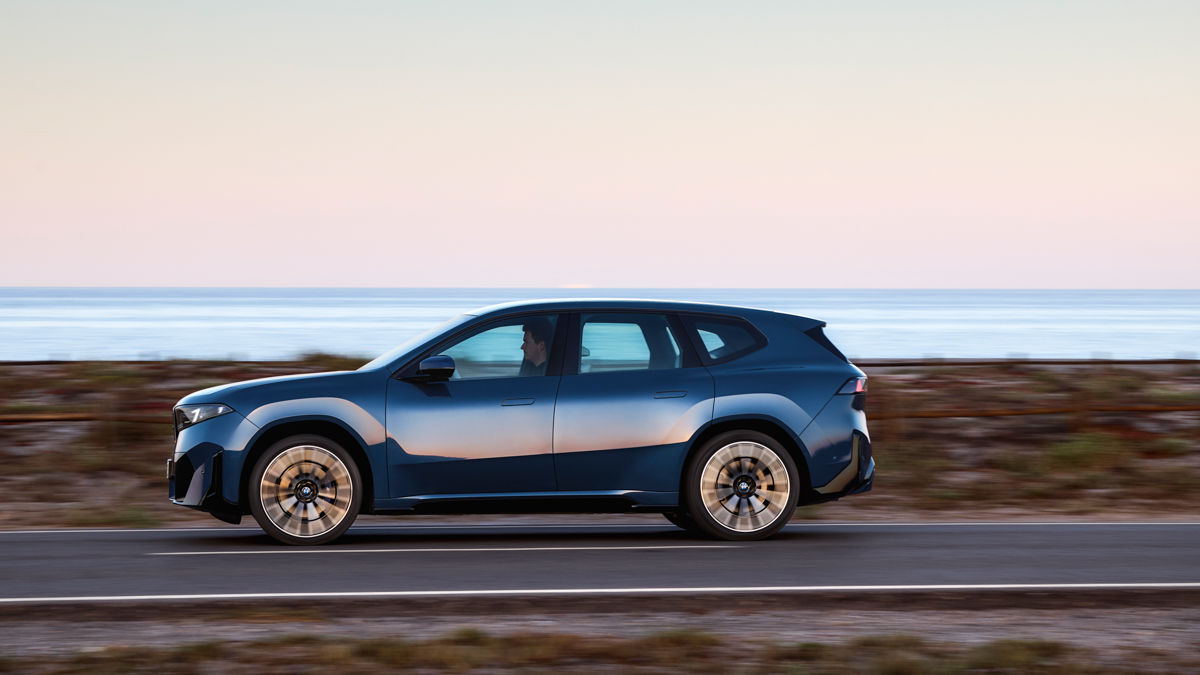BMW iX3