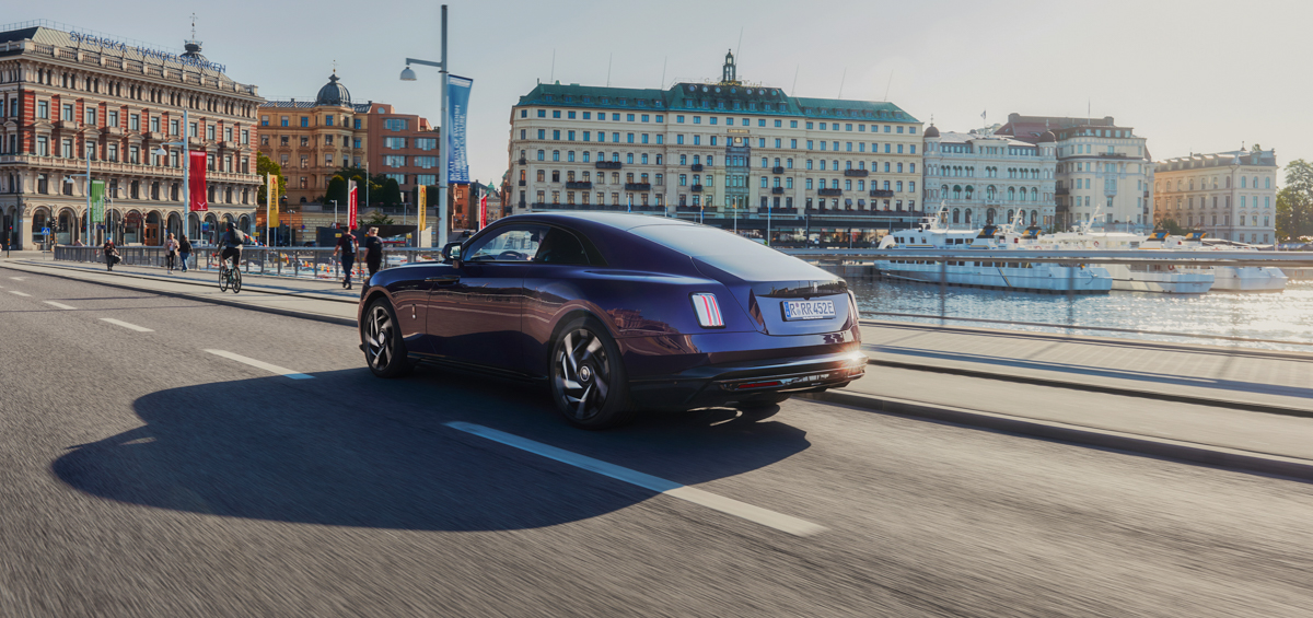 Rolls-Royce Black Badge Spectre