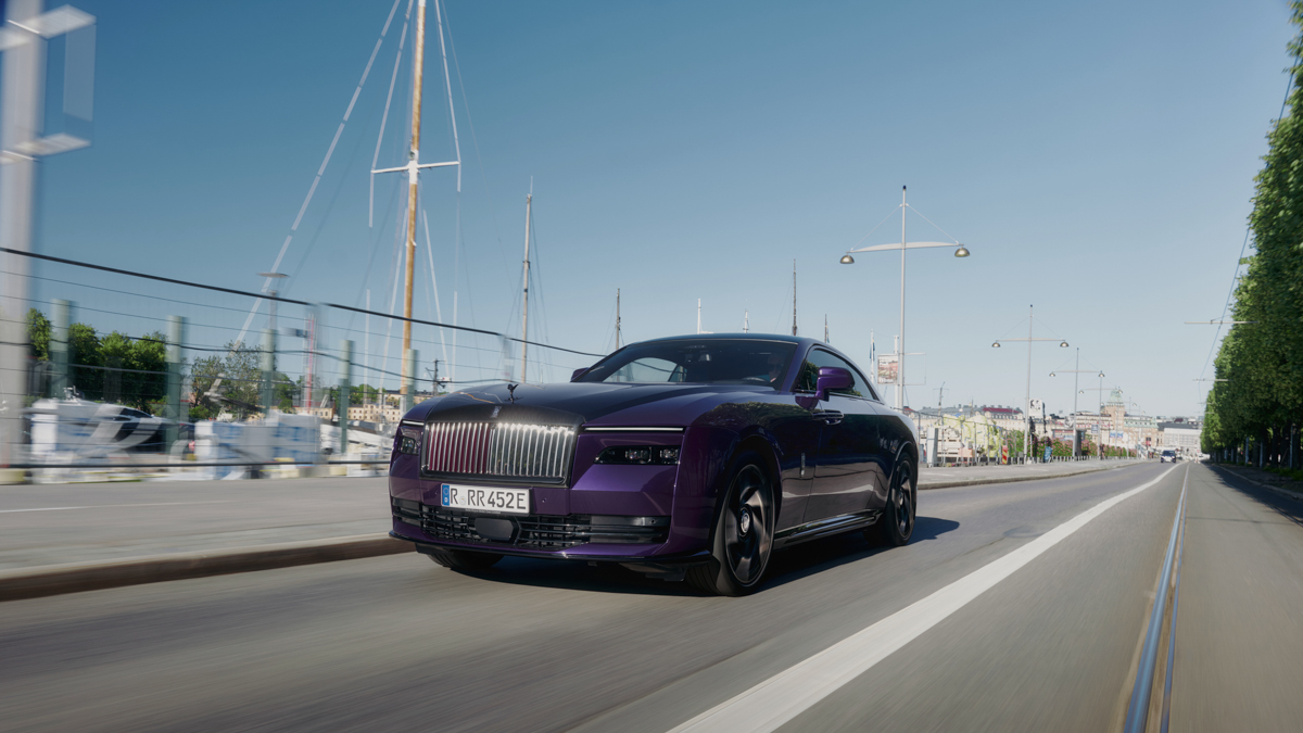 Rolls-Royce Black Badge Spectre