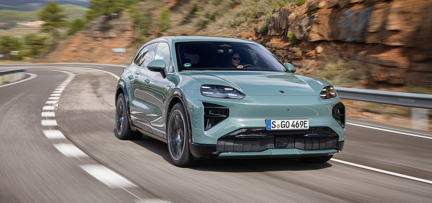 Porsche-Cayenne-Electric