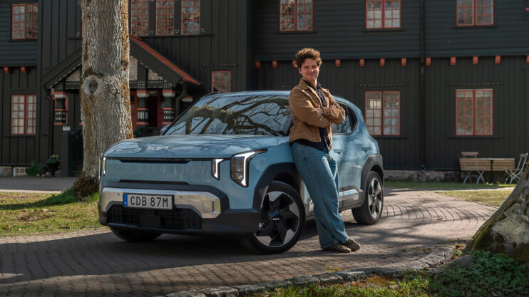 Kia EV2
