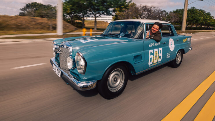 Mercedes-Benz 300 SE