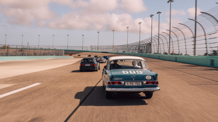 Mercedes-Benz 300 SE