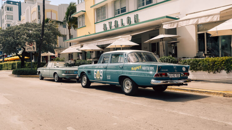 Mercedes-Benz 300 SE