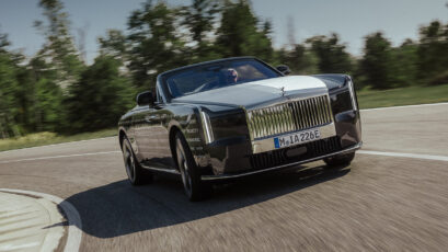 Rolls-Royce ska öppna bagageluckan 15 000 gånger