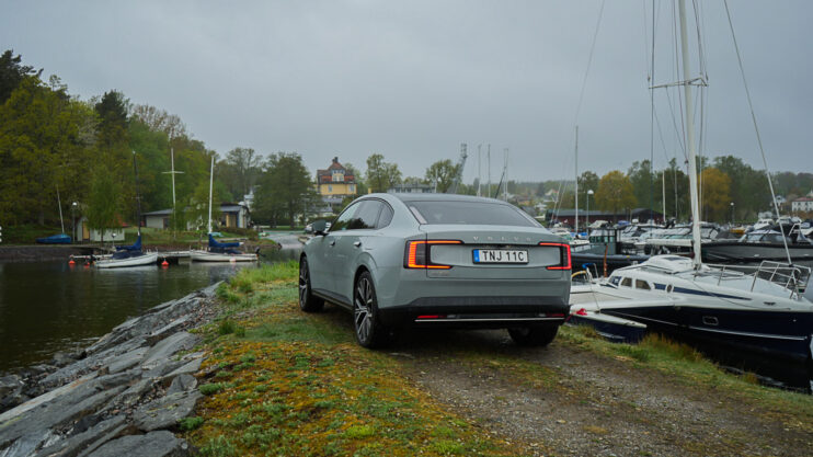 Volvo ES90