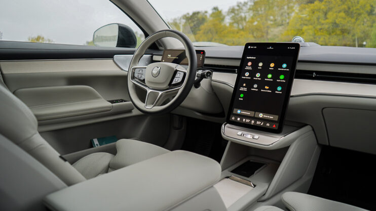 Volvo ES90