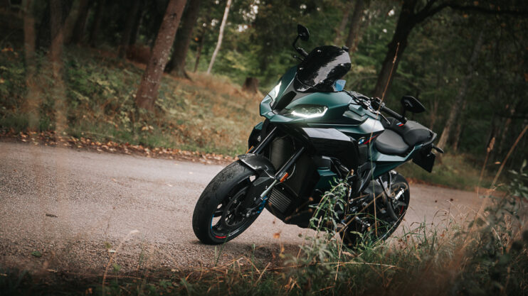BMW M 1000 XR