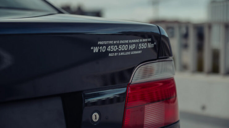 BMW M5 W10