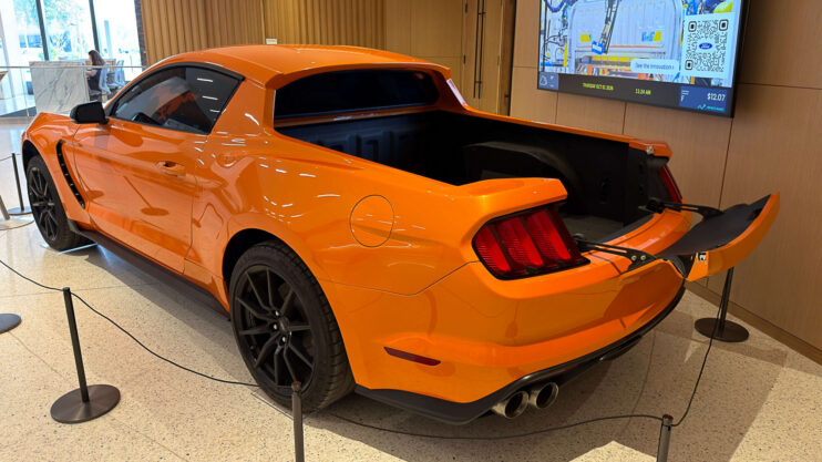 Ford Mustang UTE