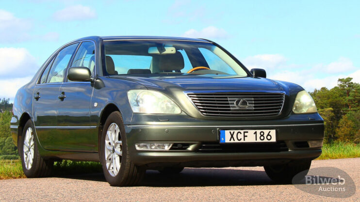 Lexus LS