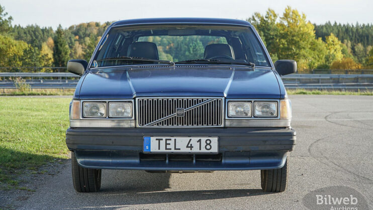 Volvo 745