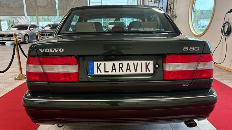 Volvo S90