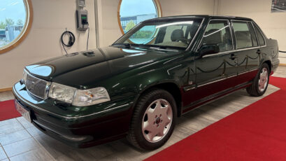 Volvo S90 har bara gått 2 218 mil på 28 år – nu säljs den